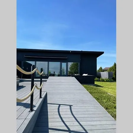 Reelinki Seafront Aava 别墅 波里