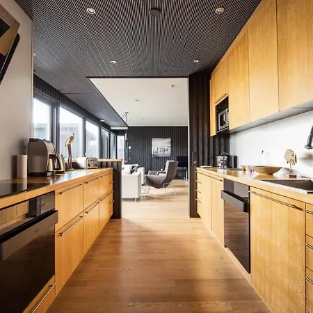 Reelinki Seafront Aava *