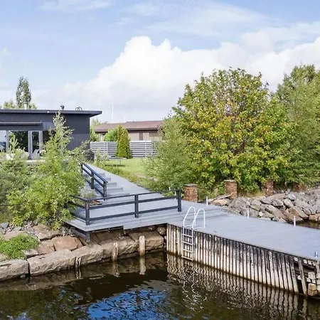 Reelinki Seafront Aava