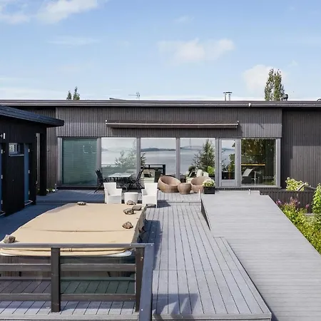 فيلة Reelinki Seafront Aava *