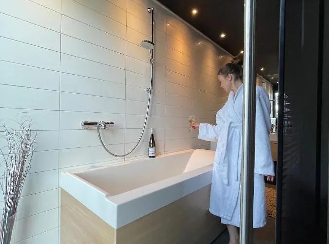 别墅 Reelinki Seafront Aava